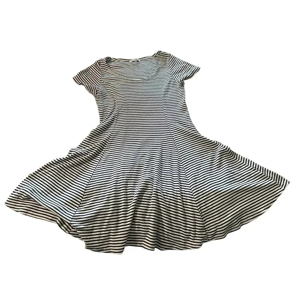Charlotte Russe women's medium blue and white dress striped dress